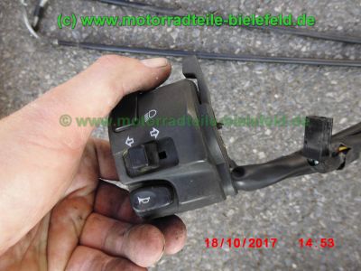 Yamaha_FZS600_Fazer_RJ02_rot_zerlegt_-_Ersatzteile_Teile_parts_spares_spare-parts_ricambi_repuestos_wie_FZ1_FZ6_FZR600R_YZF600R-294.jpg