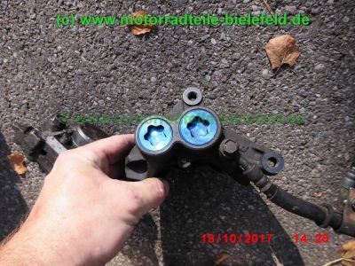 Yamaha_FZS600_Fazer_RJ02_rot_zerlegt_-_Ersatzteile_Teile_parts_spares_spare-parts_ricambi_repuestos_wie_FZ1_FZ6_FZR600R_YZF600R-74.jpg