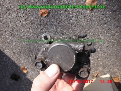 Yamaha_FZS600_Fazer_RJ02_rot_zerlegt_-_Ersatzteile_Teile_parts_spares_spare-parts_ricambi_repuestos_wie_FZ1_FZ6_FZR600R_YZF600R-78.jpg