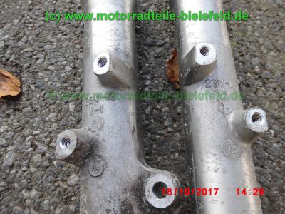 Yamaha_FZS600_Fazer_RJ02_rot_zerlegt_-_Ersatzteile_Teile_parts_spares_spare-parts_ricambi_repuestos_wie_FZ1_FZ6_FZR600R_YZF600R-87.jpg