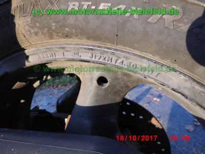 Suzuki_GSF600S_Bandit_GN77B_schwarz_GIVI-Koffertraeger_Gepaecksystem_-_Ersatzteile_Teile_parts_spares_spare-parts_ricambi_repuestos_wie_WVA8_GSX_600_750_F_GN72B_GR78A_GSF_1200_WVA9_GV75A-41.jpg
