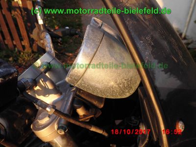 Suzuki_GSF600S_Bandit_GN77B_schwarz_GIVI-Koffertraeger_Gepaecksystem_-_Ersatzteile_Teile_parts_spares_spare-parts_ricambi_repuestos_wie_WVA8_GSX_600_750_F_GN72B_GR78A_GSF_1200_WVA9_GV75A-67.jpg
