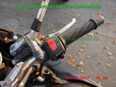 Suzuki_GSF600S_Bandit_GN77B_schwarz_GIVI-Koffertraeger_Gepaecksystem_-_Ersatzteile_Teile_parts_spares_spare-parts_ricambi_repuestos_wie_WVA8_GSX_600_750_F_GN72B_GR78A_GSF_1200_WVA9_GV75A-98.jpg