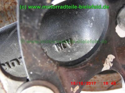 Suzuki_RF900R_GT73A_rot_55tkm_unfallfrei_Marving_Carboniox_4-1_Auspuff_Lucas_Sport-Fussrasten-96.jpg