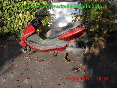 Yamaha_YP125_Majesty_SE02_rot_-_Ersatzteile_Teile_parts_spares_spare-parts_ricambi_repuestos_wie_Cygnus_Maxster_SE03_SE05_MBK_Skyliner_125_SE02_SE06_Flame_Thunder_-5.jpg