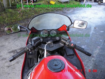 Kawasaki_ZX-10_Tomcat_ZXT00B_rot-weiss_139PS_260kmh_unverbastelt_original_Auspuff_KHI_K177_Gepaecktraeger_–_Technik_wie_GPZ1000RX_ZXT00A_GPZ900R_ZX900A-30.jpg