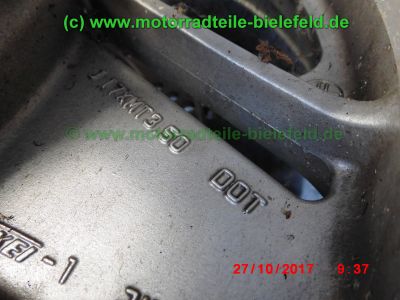Kawasaki_ZX-10_Tomcat_ZXT00B_rot-weiss_139PS_260kmh_unverbastelt_original_Auspuff_KHI_K177_Gepaecktraeger_–_Technik_wie_GPZ1000RX_ZXT00A_GPZ900R_ZX900A-39.jpg