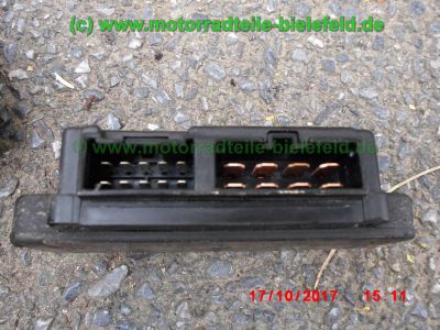 Kawasaki_ZZR600_ZX600D_rot_teilzerlegt_-_Ersatzteile_Teile_parts_spares_spare-parts_ricambi_repuestos_wie_ZZ-R_600_ZX600E_1100_ZXT10_C_D-40.jpg