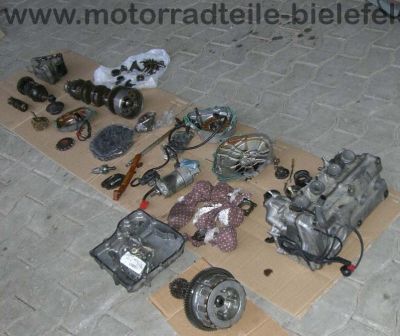 Honda_CBR_600_CBR600_F_600F_CBR600F_PC25_PC31_Motorteile_4_angepasst.jpg