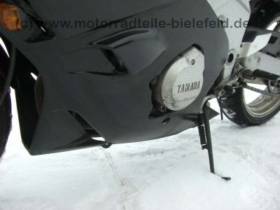 Yamaha_FZR_600_FZR600_3HE_GFK_Verkleidung_Rommerskirchen_Stahlflex_36_CIMG0576.jpg