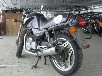 Honda_XBR_500_XBR500_PC15_schwarz_Chromstar_H_B_Koffersystem_32kW_2.jpg