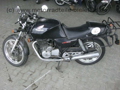 Honda_XBR_500_XBR500_PC15_schwarz_Chromstar_H_B_Koffersystem_32kW_5.jpg