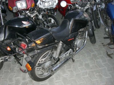 Honda_XBR_500_XBR500_PC15_schwarz_Chromstar_H_B_Koffersystem_32kW_81.jpg