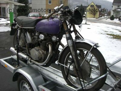 Honda_CB_250_350_450_CB250_CB350_CB450_K_250K_350K_450K_CB250K_lila_76.jpg