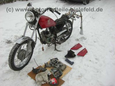 Honda_CM125_CM_125_C_125C_CM125C_Custom_wie_CB_CM_CA_125_Rebel_Rebell_185_200_98.jpg