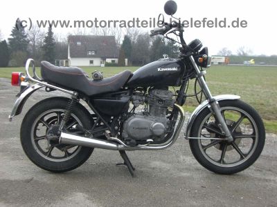 Kawasaki_KZ_Z_440_LTD_400_Z400_Z440_KZ400_KZ440_A_H_D_LTD_Sondersitz_Anlasser_7.jpg