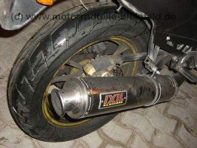 Suzuki_Streetfighter_GSX_600_750_GSX600_GSX750_F_GSX600F_GN72B_Superbike_Stahlflex_8.jpg