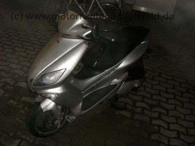 MBK_Thunder_Skyliner_Yamaha_Maxster_Majesty_YP_XQ_125_150_XQ125_XQ150_SE05_4.jpg