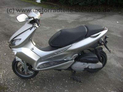 MBK_Thunder_Skyliner_Yamaha_Maxster_Majesty_YP_XQ_125_150_XQ125_XQ150_SE05__128.jpg