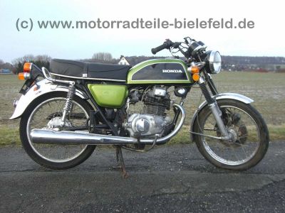 Honda_CB200_CB_200_125_E_200E_125E_limegreen_26.jpg