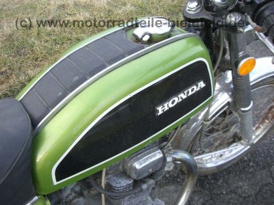 Honda_CB200_CB_200_125_E_200E_125E_limegreen_41.jpg