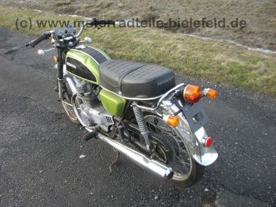 Honda_CB200_CB_200_125_E_200E_125E_limegreen_6.jpg
