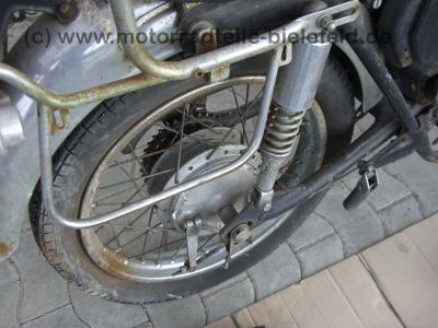 Honda_CB_125_250_CB250_K_K1_K4_rot_58.jpg