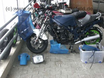 Kawasaki_GPZ_600_GPZ600_R_600R_GPZ600R_ZX600_ZX_600_A_600A_59.jpg