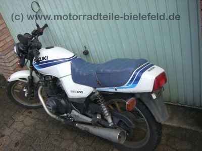 Suzuki_GSX_250_400_GSX400_E_S_weissblau_400E_400S_GK53C_GK_53_C_45.jpg