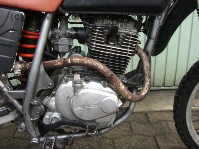 Honda_XLR_CLR_125_125R_XLR125_R_JD16_schwarz_wie_JD18_CityFly_41.jpg