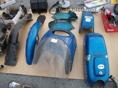 Honda_CB125T2_CB_125_CB125_T_T2_125T_125T2_blau_56.jpg