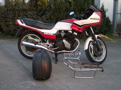 Honda_CBX550F2_rot_CBX_550_CBX550_F_F2_550F_550F2_1.jpg