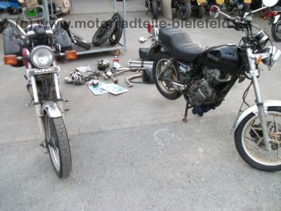 Suzuki_GN400_schwarz_GN_250_400_GN250_Extras__4.jpg