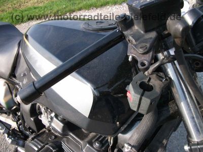 Kawasaki_GPZ900R_grau_goldene_Felgen_ZX900A_ZX900_GPZ_750_900_1000_GPZ750_GPZ900_R_RX_750R_900R_ZX10_51.jpg