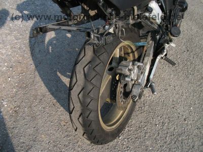 Kawasaki_GPZ900R_grau_goldene_Felgen_ZX900A_ZX900_GPZ_750_900_1000_GPZ750_GPZ900_R_RX_750R_900R_ZX10_59.jpg