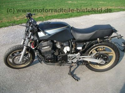 Kawasaki_GPZ900R_grau_goldene_Felgen_ZX900A_ZX900_GPZ_750_900_1000_GPZ750_GPZ900_R_RX_750R_900R_ZX10_66.jpg