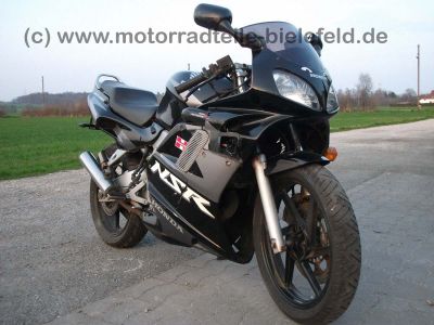 Honda_NSR125R_JC22_schwarz_NSR_125_NSR125_R_125R_JC_20_22_JC20_2.jpg