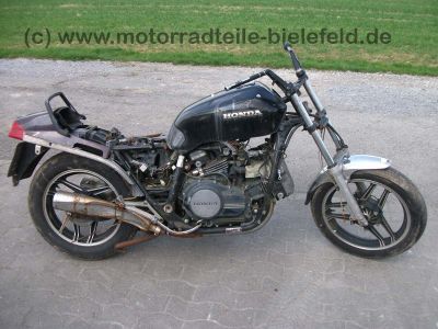 Honda_VF750S_RC07_Sabre_VF_400_500_700_750_VF700_VF750_F_C_700S_750S_Magna_Interceptor_47.jpg