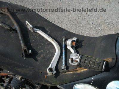 Yamaha_XJ900_31A_schwarz_NL_XJ_700_750_900_Typ_31_A_11.jpg