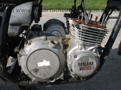 Yamaha_XJ900_31A_schwarz_NL_XJ_700_750_900_Typ_31_A_13.jpg
