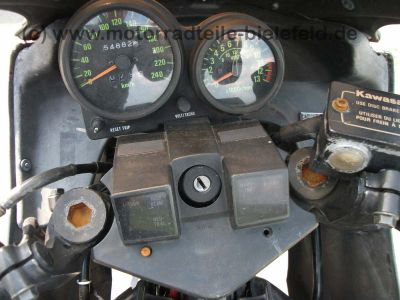 Kawasaki_ZX550A_GPz550UT_Unitrak_schwarz_Ratbike_ZX_GPZ_KZ_Z_400_500_550_ZX550_GPZ550_J_A_A2___26.jpg