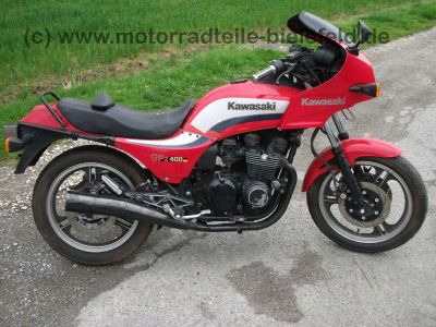 Kawasaki_GPZ400UT_ZX400A_KZ400J_rot_GPZ_ZX_KZ_400_GPZ400_KZ400_ZX400_A_J_UT_400A_400UT_400J_5.jpg