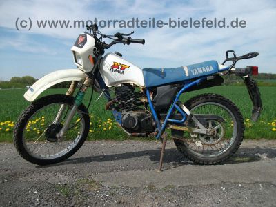 Yamaha_XT125_Typ_12V_4Takt_Enduro_XT_DT_125_200_250_350_XT200_XT250_1.jpg