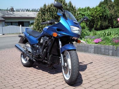 Kawasaki_GPZ1100_ZXT10_E_ZXT_10_E_Superbike_wie_GPZ_ZZR_1100_D_E_ZZR1100_14.jpg