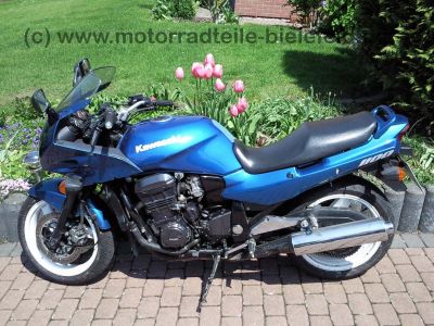 Kawasaki_GPZ1100_ZXT10_E_ZXT_10_E_Superbike_wie_GPZ_ZZR_1100_D_E_ZZR1100_49.jpg