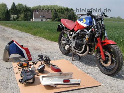 Honda_VF500F_PC12_US_teilzerlegt_PC13_Motor_VF_400_500_700_750_VF400_VF500_VF700_VF750_F_35.jpg
