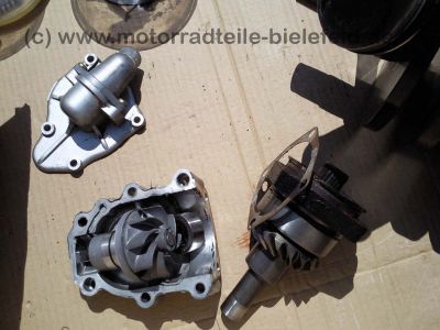 Suzuki_VS800_VS_600_700_750_800_VS700_VS750_Intruder_Motor_S504_mit_Kurbelwelle_Zylinder_Getriebe_Zylinderkopf_Kurbelgehaeuse_4_.jpg
