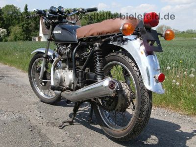 Honda_CB_250G_schwarz_KONI_braune_Sitzbank_Motor_CJ_250T_31.jpg