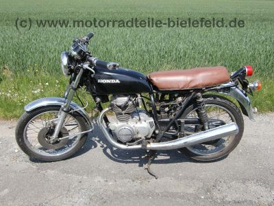 Honda_CB_250G_schwarz_KONI_braune_Sitzbank_Motor_CJ_250T_34.jpg