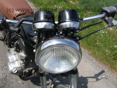 Honda_CB_250G_schwarz_KONI_braune_Sitzbank_Motor_CJ_250T_68.jpg